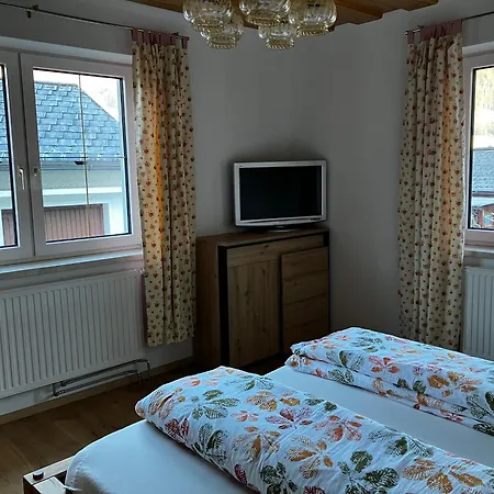 Familie Hernaus شقة *