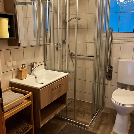 Familie Hernaus شقة